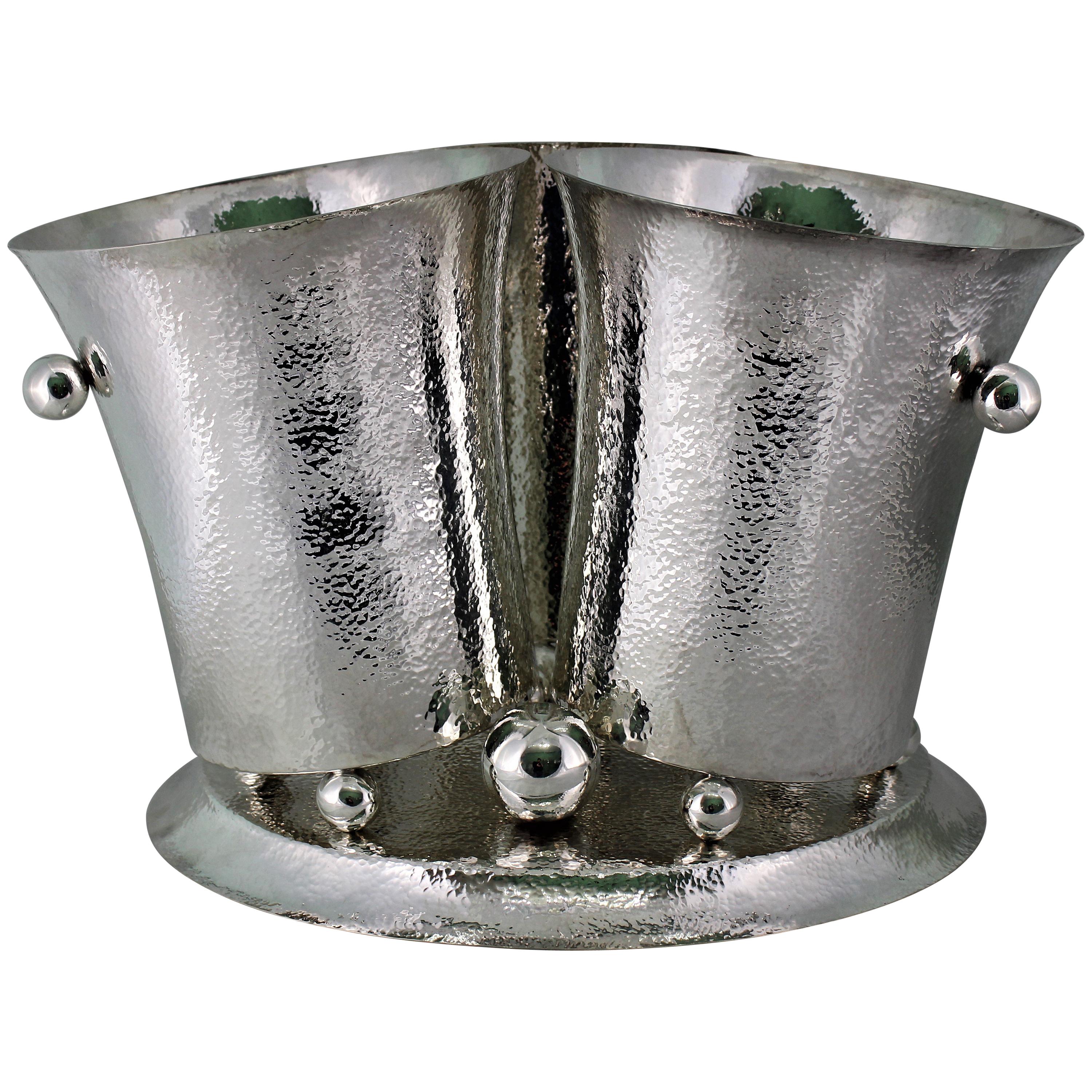 19th Century Artistic Hammered Art Deco Silver Wine Cooler, Italy, 1930s For Sale