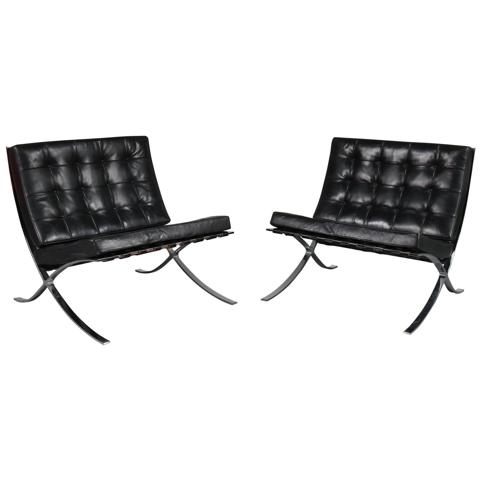Pair of Barcelona Chairs by Mies Van Der Rohe for Knoll International, USA 1970