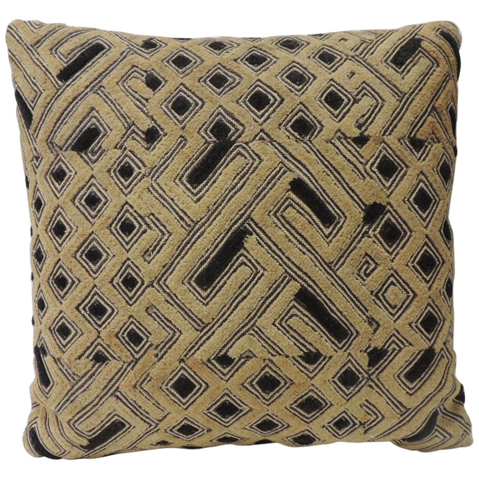 Kuba Raffia Square African Textile Decorative Pillow