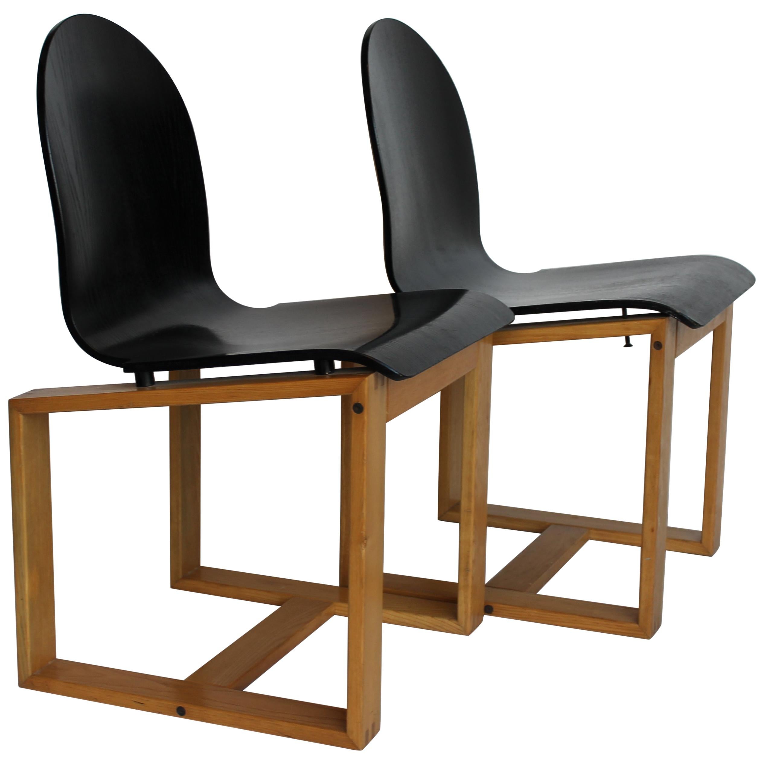 Pair of Mid-Century Italian Chairs, Cubic Wood Structure and Curved Seat, 1970s For Sale