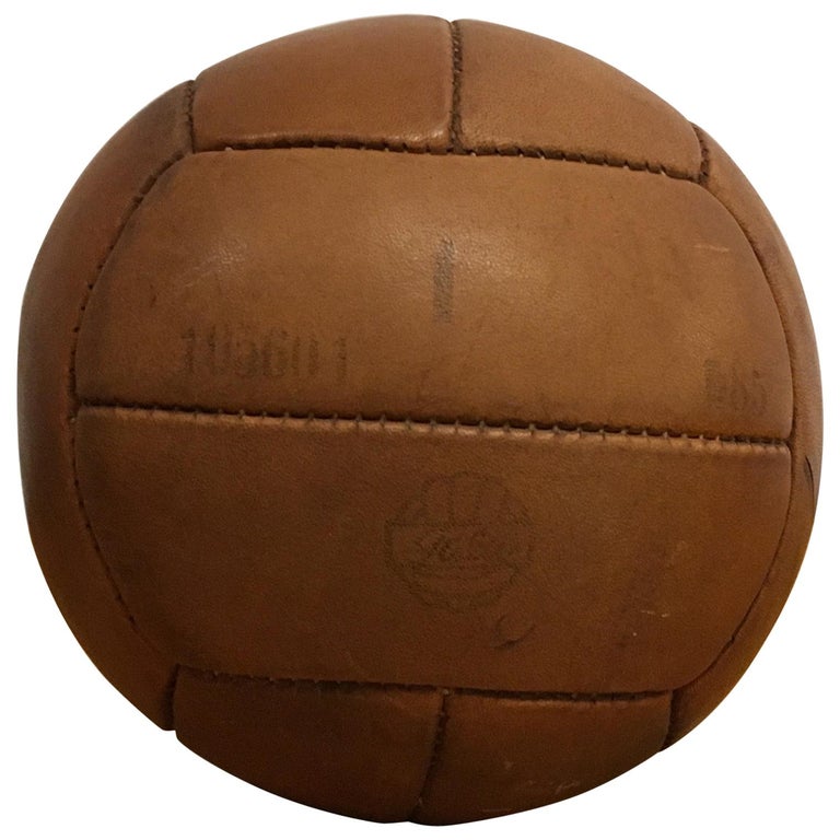 Vintage Brown Leather Medicine Ball, 1kg, 1930s For Sale