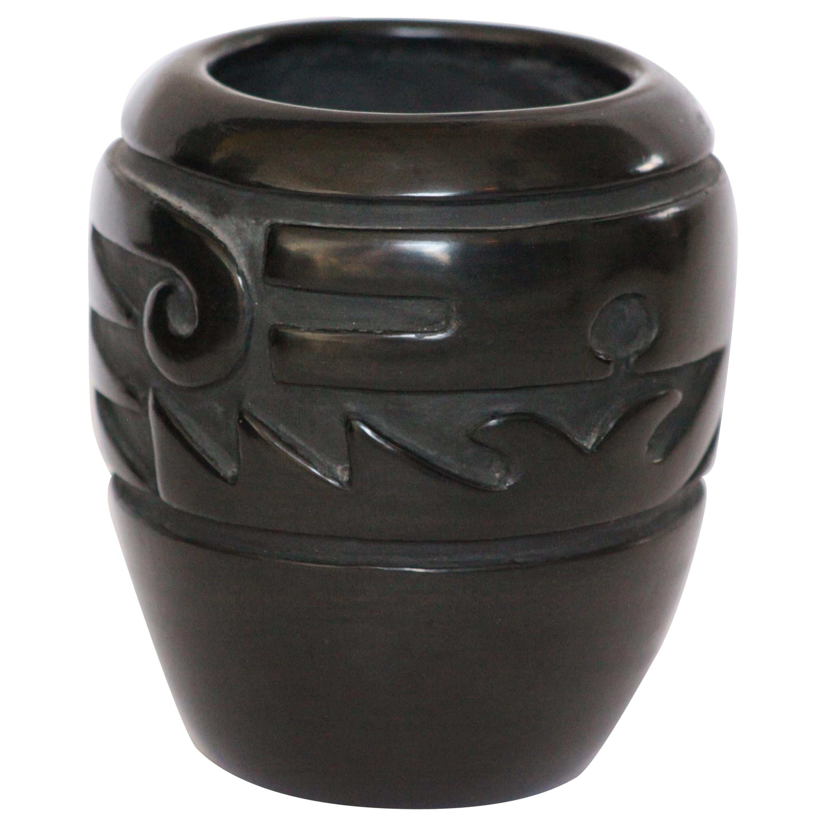 Margaret Tafoya Incised Santa Clara Pueblo Native American Ceramic Pottery For Sale