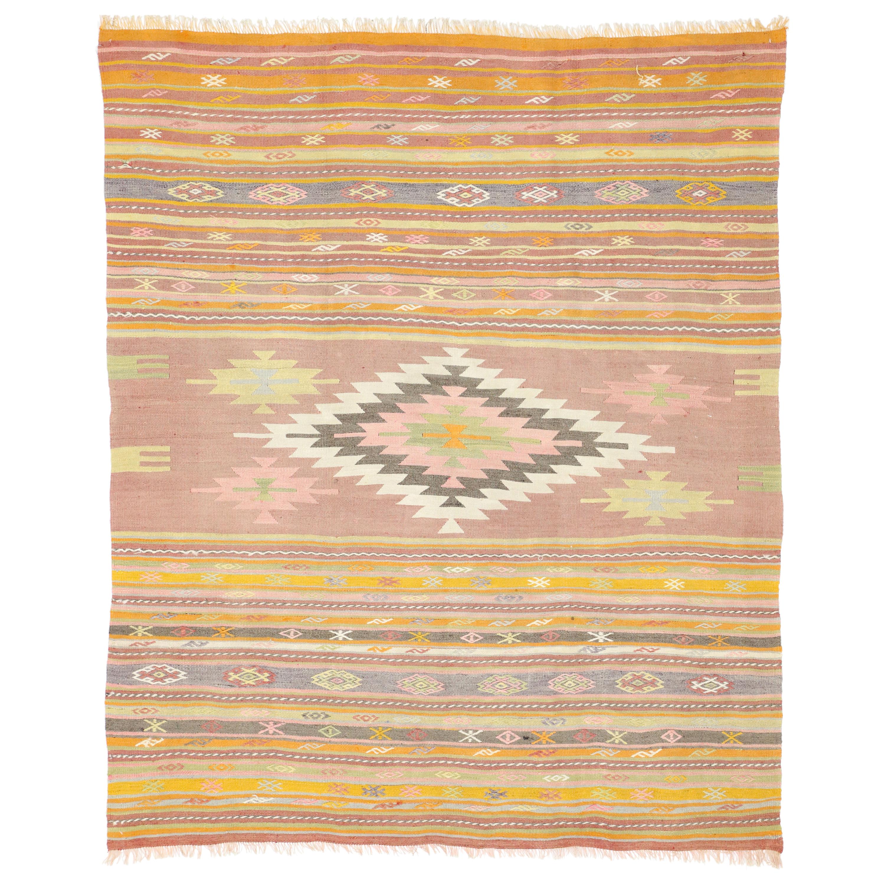 Southwestern Bohemian Vintage Turkish Kilim Rug Flat-Weave Kilim Tribal Rug