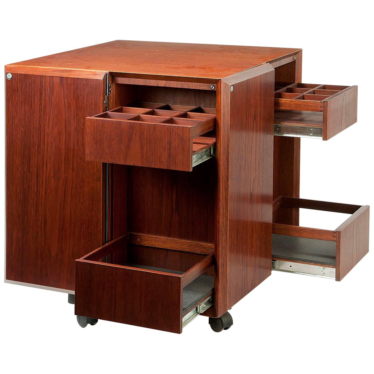 Italian Modern Freestanding Bar at 1stdibs