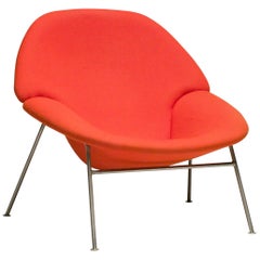 Pierre Paulin F555 Lounge Chair