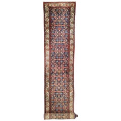 Tapis de couloir persan ancien Malayer de style victorien, tapis de couloir extra long