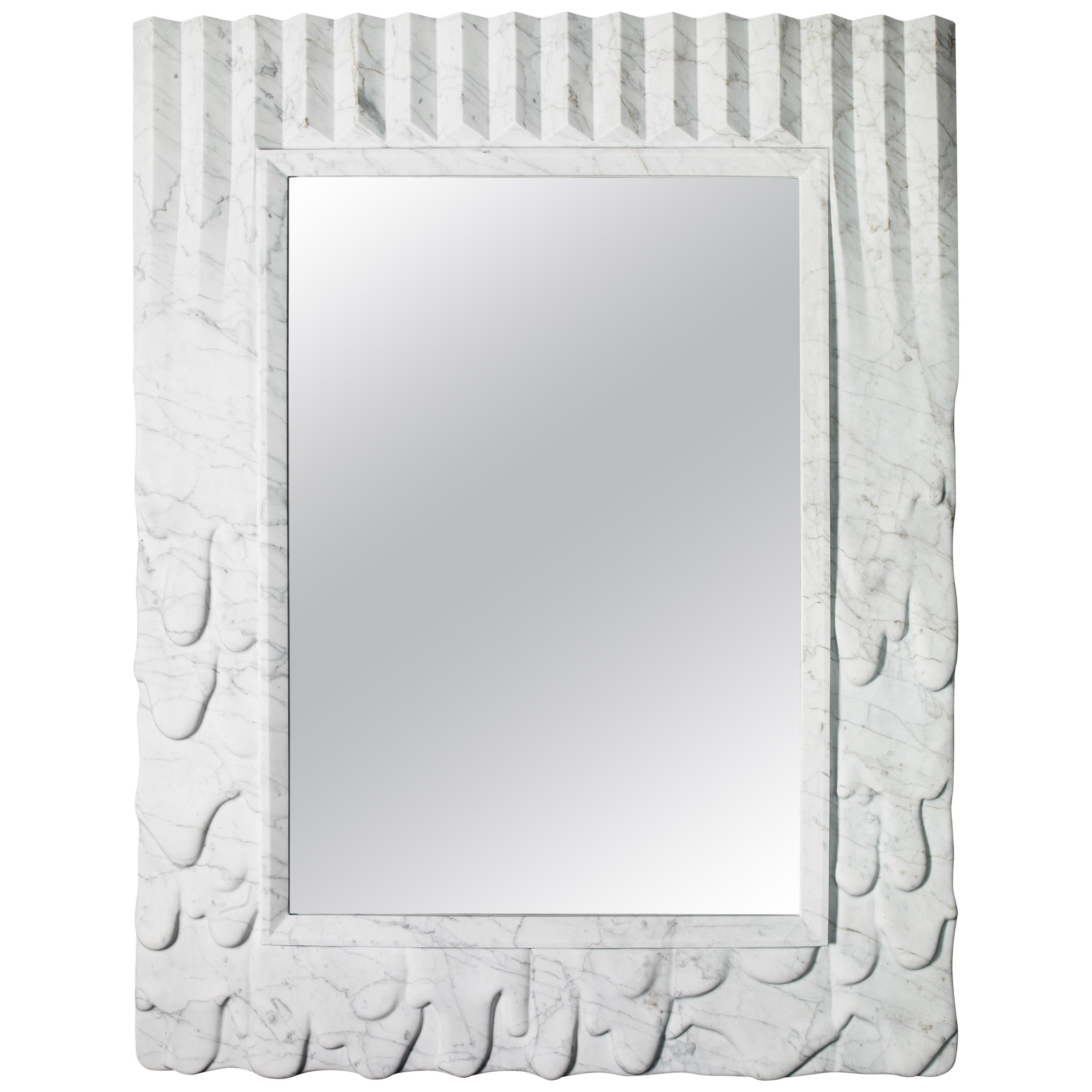 Sculptural Mirror "Evoluzione" in Satin White Carrara Marble im Angebot