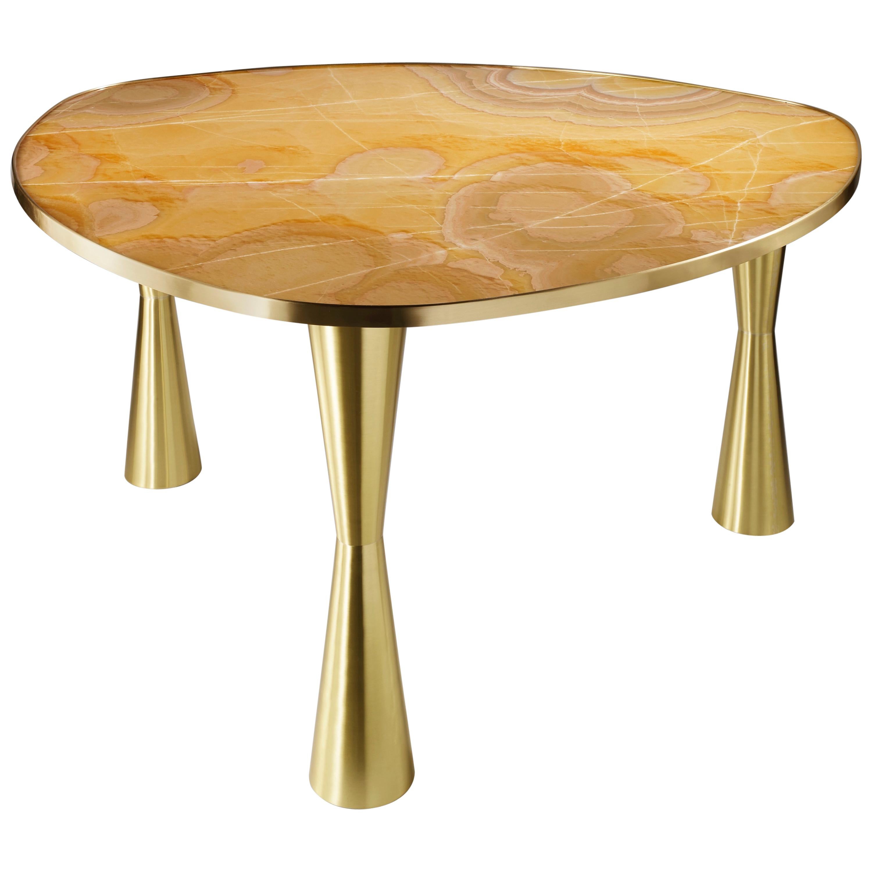 Contemporary Onyx Dining Table "Satellite" with Brass Base im Angebot