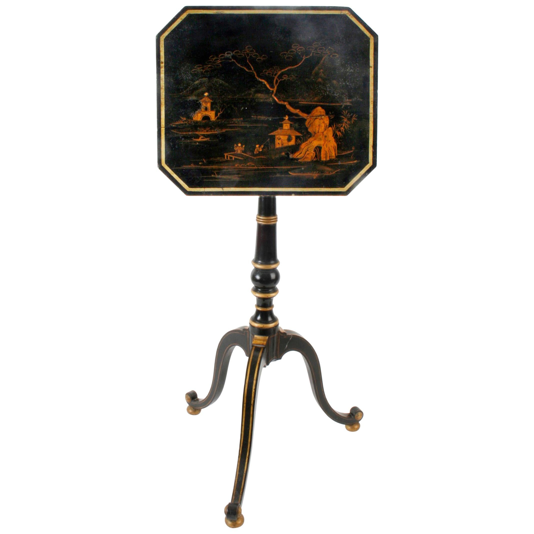 Regency Chinoiserie and Parcel-Gilt Decorated Telescoping Tilt-Top Table