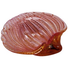 Mauve and Gold Murano Glass Shell Bowl by Alfredo Barbini, circa 1940