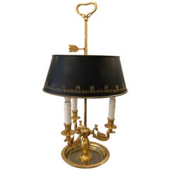 Verzierte schöne Bouilette-Tischlampe aus Messing mit Vögeln