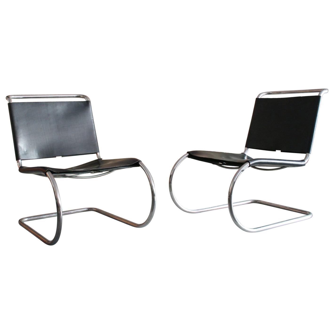 Mies van der Rohe Cantilever Leather Model MR 30/5 Lounge Chairs for Knoll