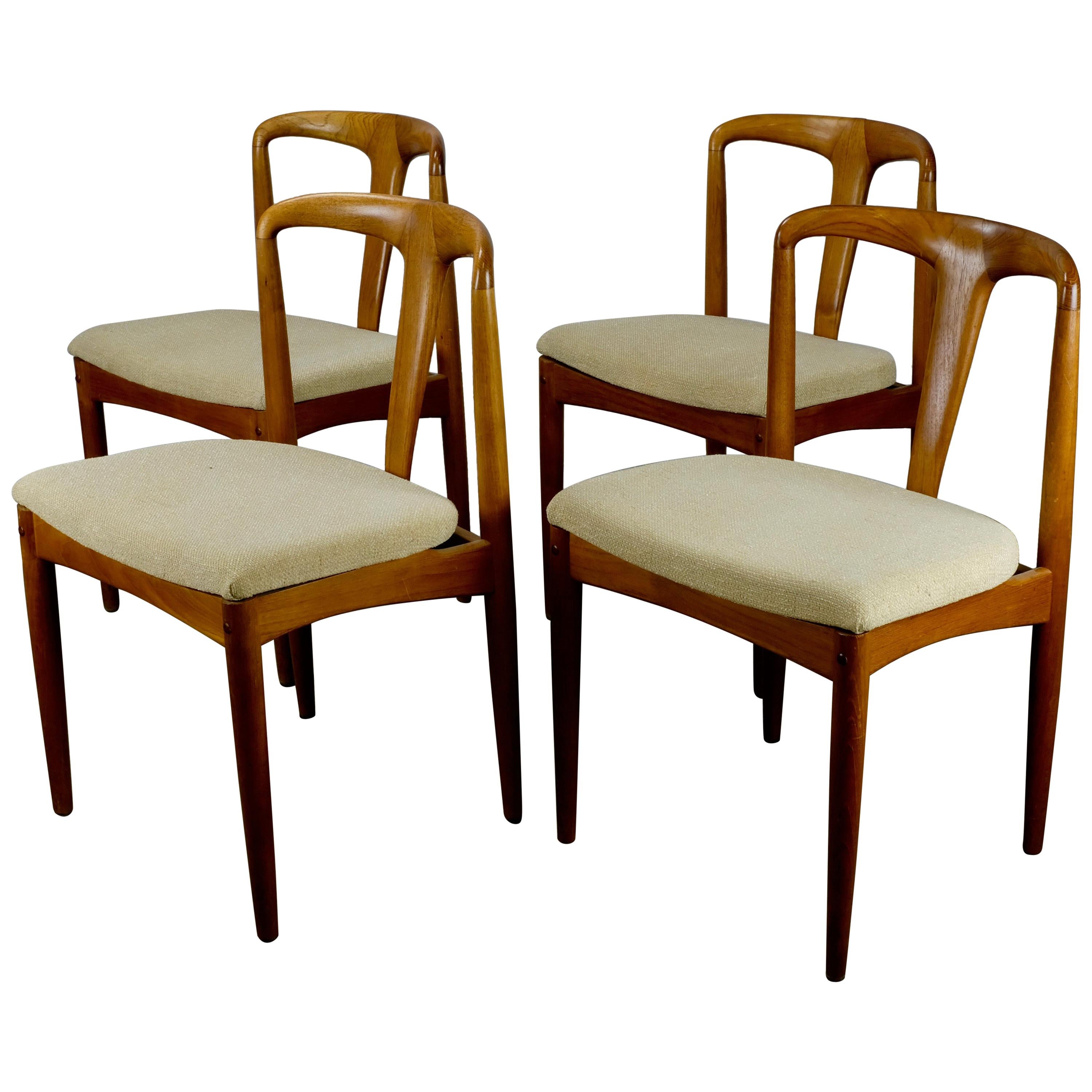 Set of 4 'Juliane' Teak Dining Chairs by Johannes Andersen For Sale