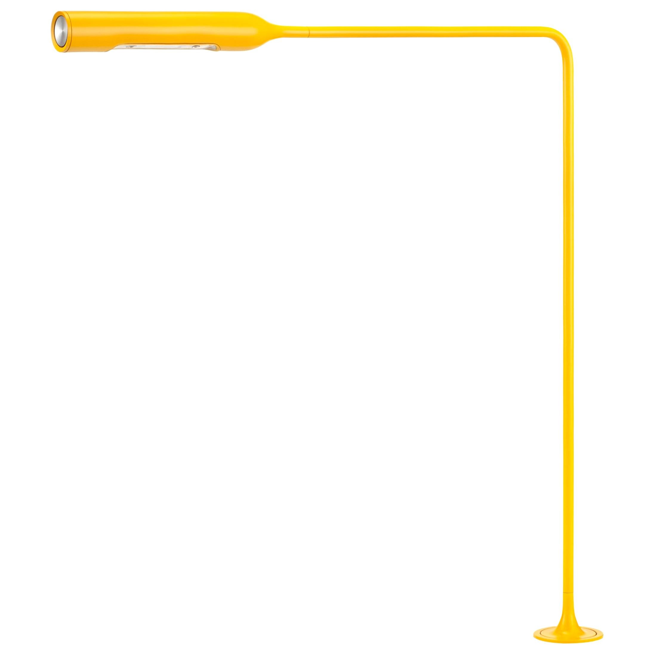 Lampe de bureau Lumina Flo avec œillet F46 en jaune mat par Foster+Partners