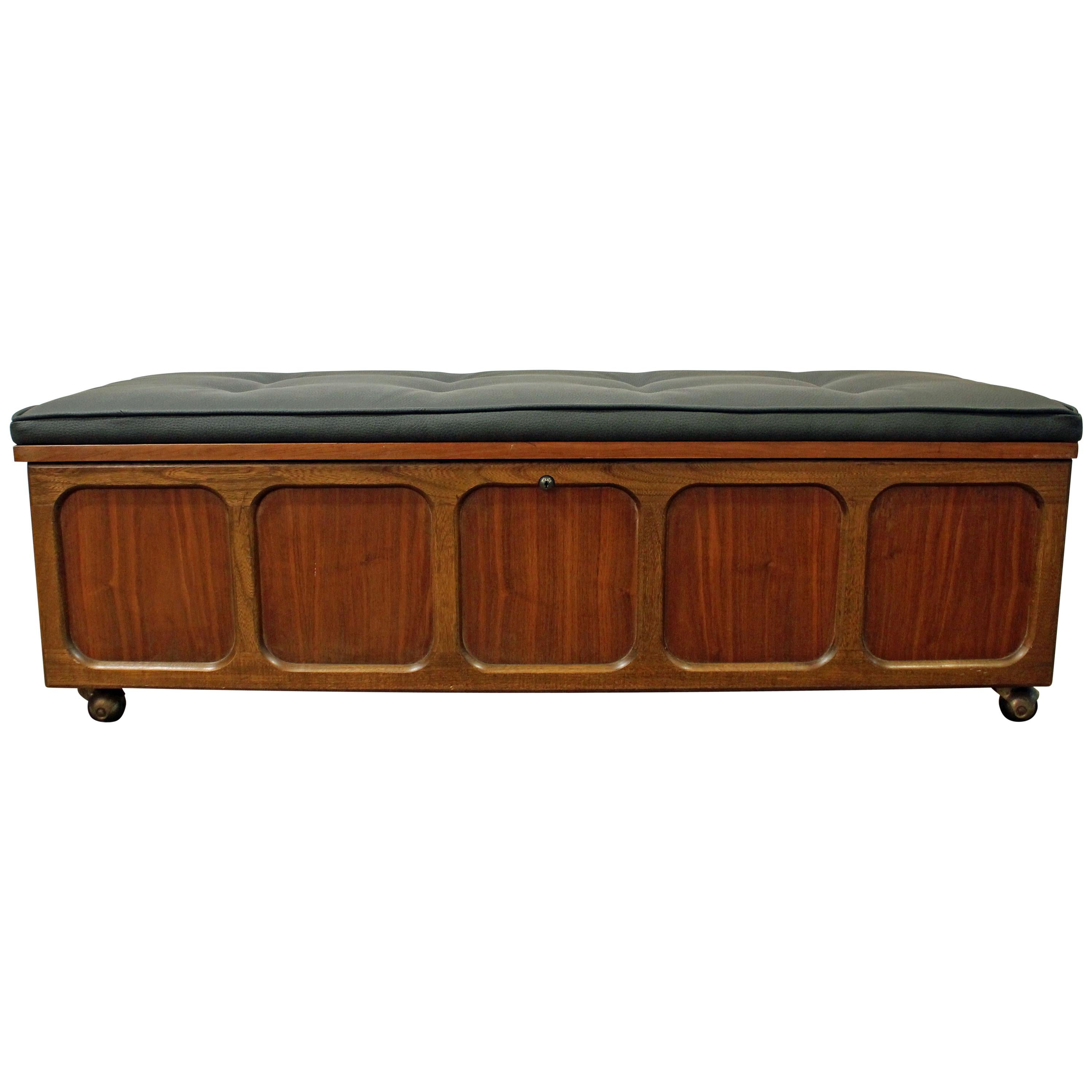 Mid-Century Modern Lane Furniture Cedar Blanket Chest Bench on Wheels