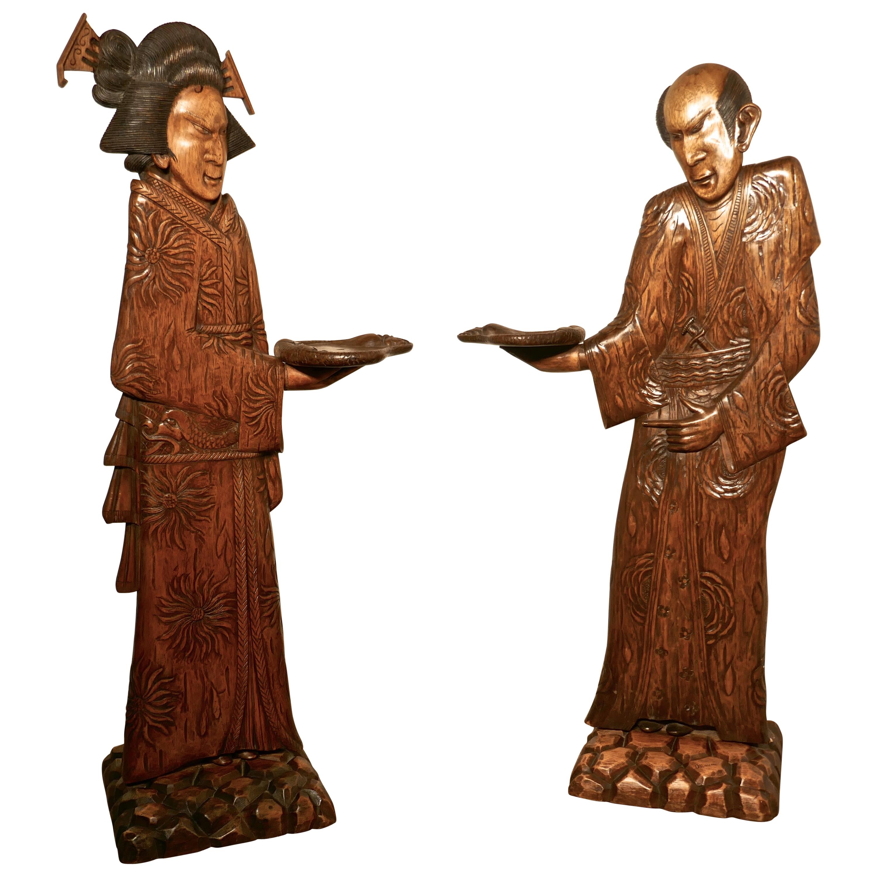 Pair of Carved Japanese Carved 3D Dumb Waiters or Card Butler Greeters