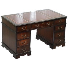 Lovely Solid Mahogany Twin Pedestal Partner Desk Oxblood Leather Writing Surface