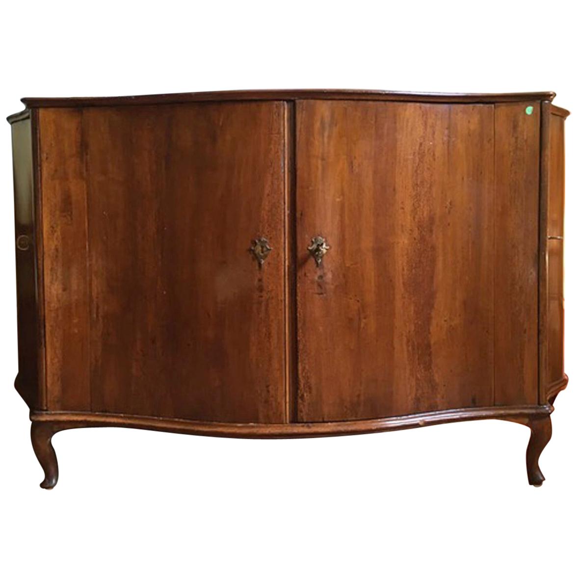 Italy Venezia Mid- 18th Century Baroque Hand Carved Walnut Sideboard