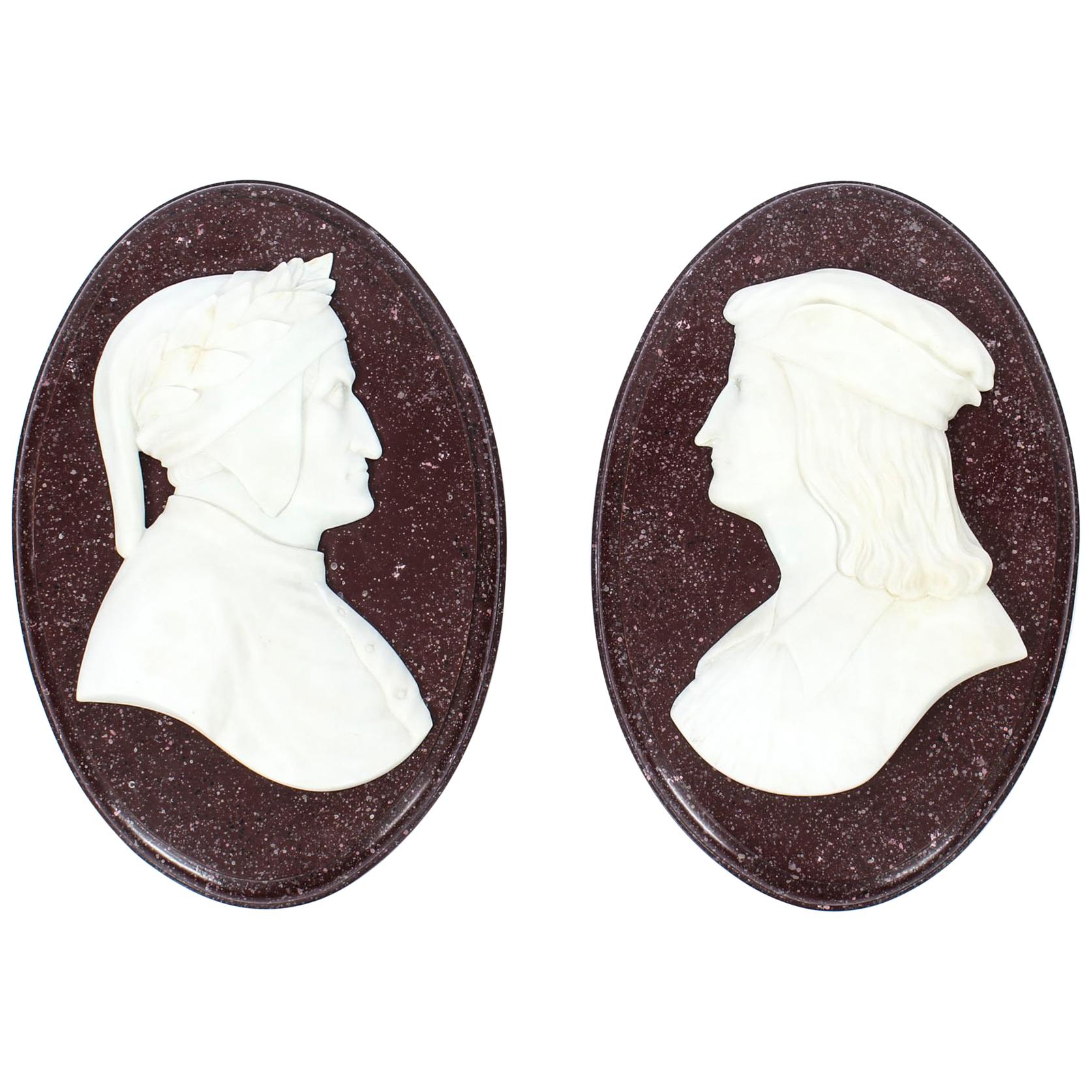 Plaques italiennes anciennes à profil en marbre représentant Virgil et Dante, 19ème siècle