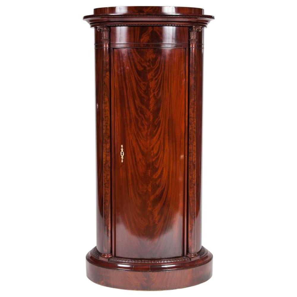Mahogany Oval Pedestal Cabinet, with Carved Corinthian Columns For Sale