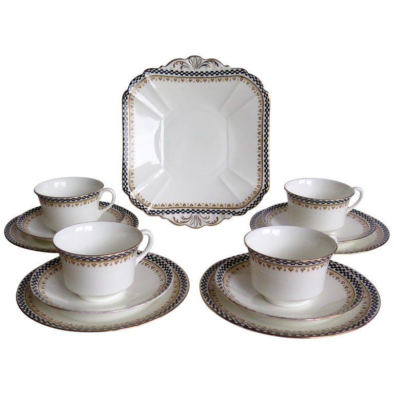 Shelley Porcelain Art Deco Period Part Tea Set with 13 Pieces, circa