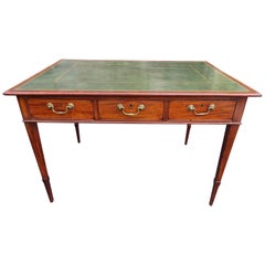 table ou bureau de bibliothèque George III du XIXe siècle:: à double face et à plateau en cuir