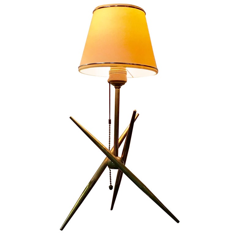 1950s atomic lamp outlet