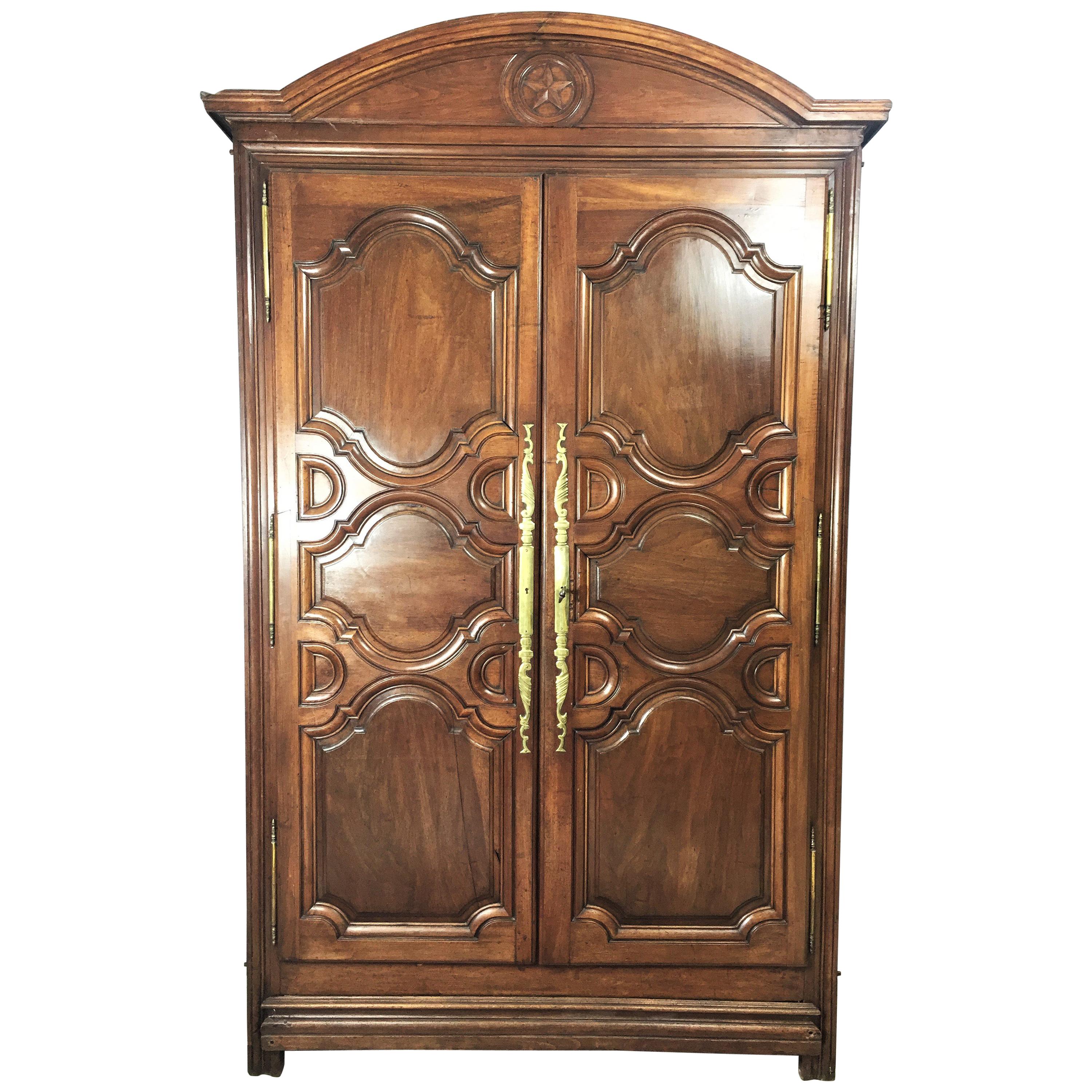Louis 14 Armoire Paris in Walnut end of the 17th early 18th Century