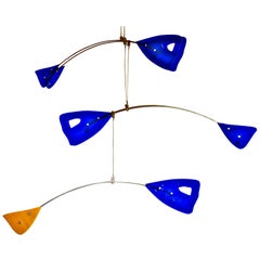 CINETICO Illuminated Sculpture Murano Glass Brass Mobile Chandelier, Cobalt