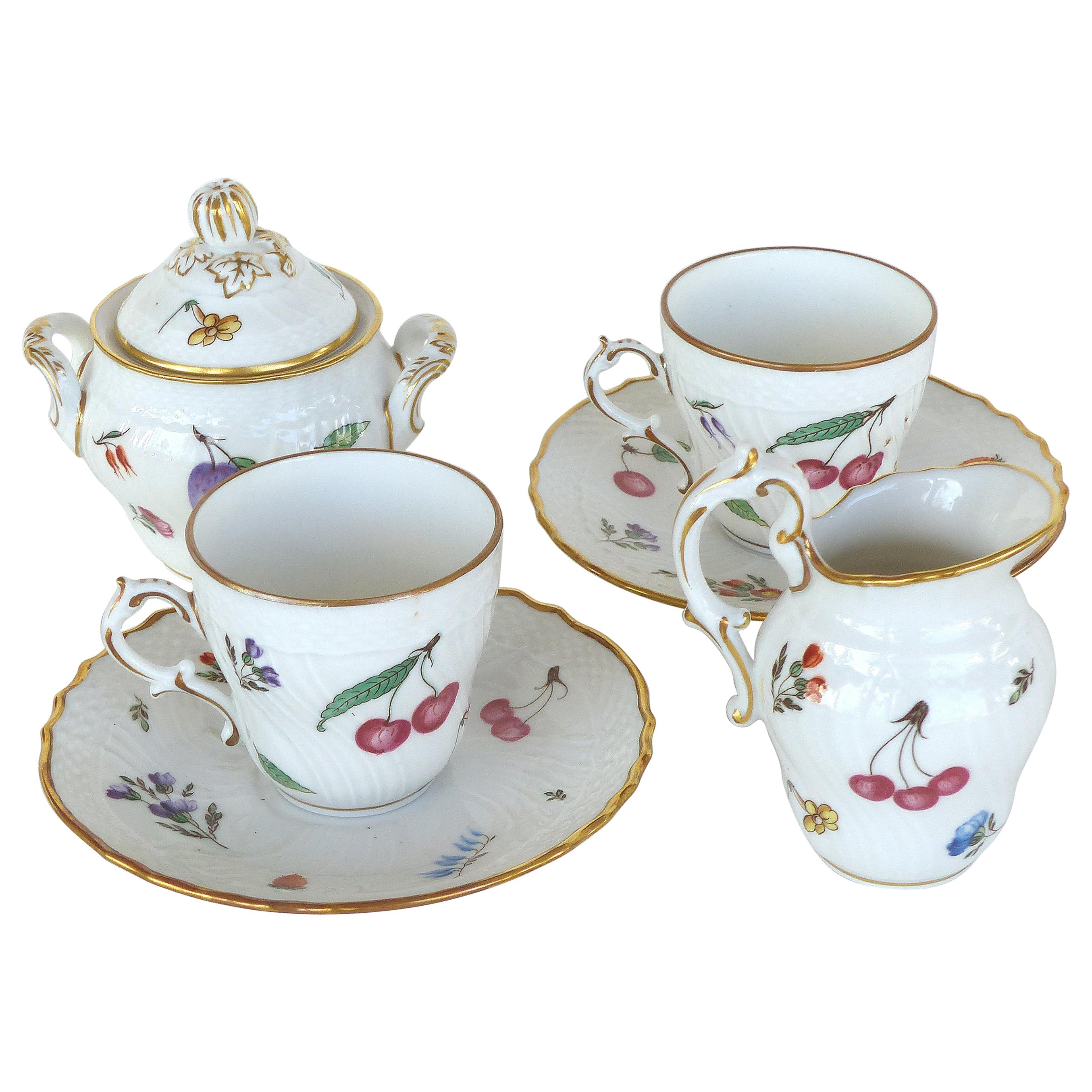 Richard Ginori 'Italy' "Perugia" Lidded Sugar Bowl, Creamer, Cups and Saucers