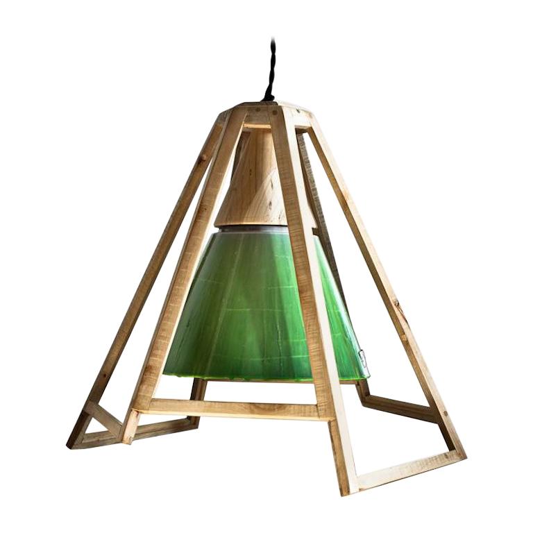 Lampe à suspension Kuken verte 'Liquid' avec cadre en bois par Hillsideout en vente