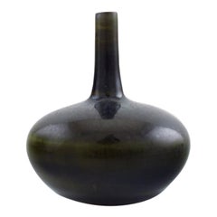 Rolf Palm, Mölle, Unique Ceramic Vase in Dark Shiny Glaze, Swedish Design, 1971