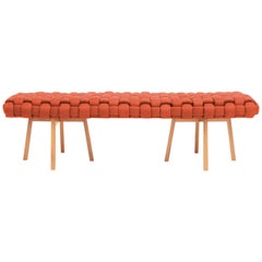 Banc en bois contemporain, tissu d'ameublement tissé à la main, « Trama », orange