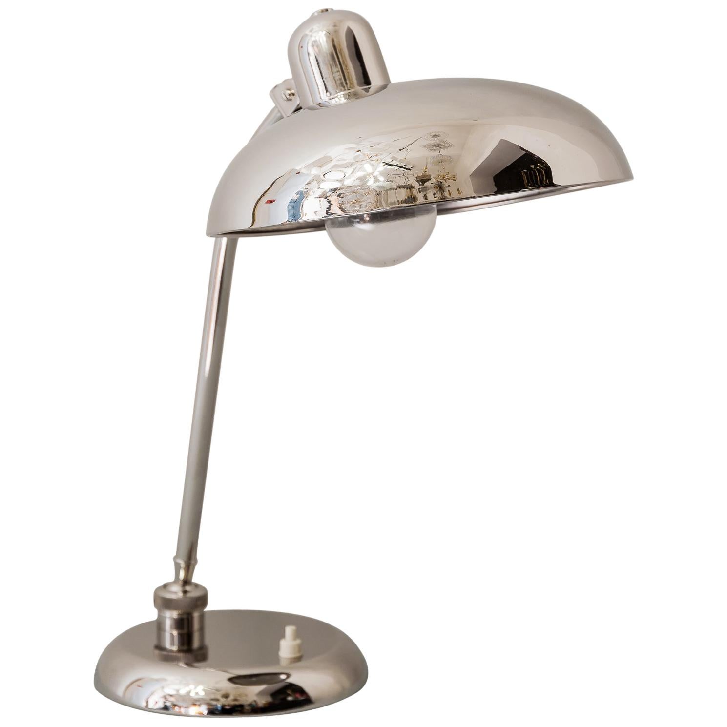 Swiveling Art Deco Nickel Table Lamp 1930s