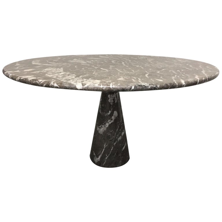 Angelo Mangiarotti circular marble table, 1970, offered by Les Illuminés Design
