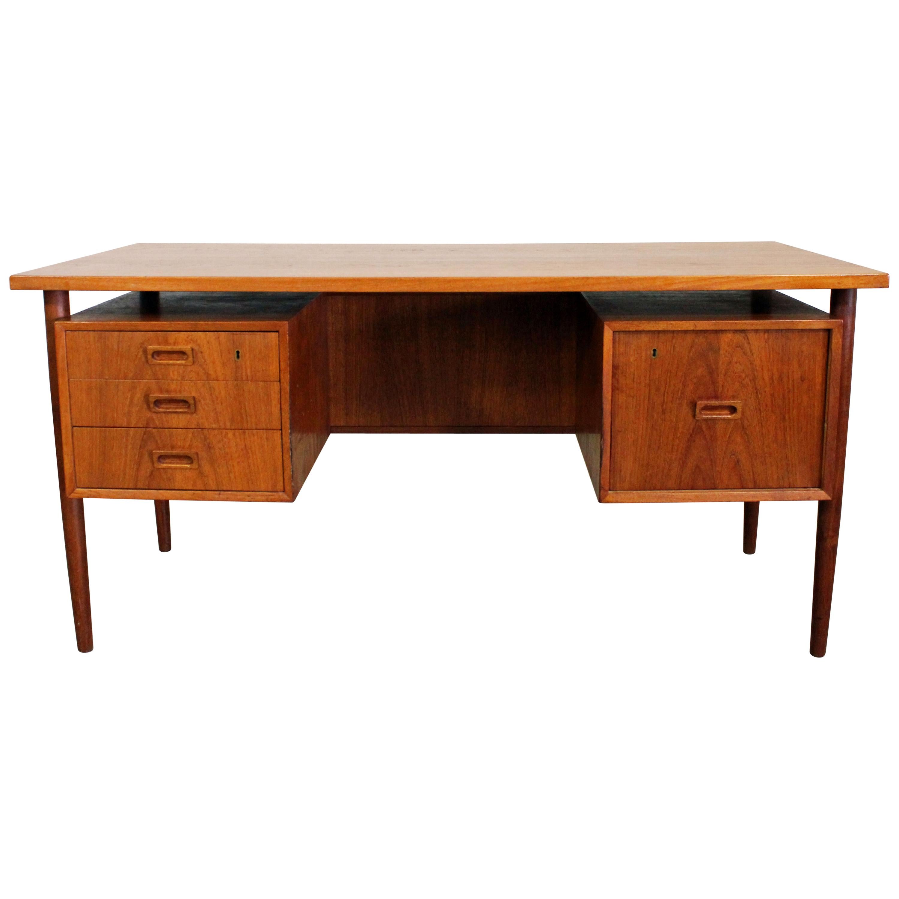 Danish Modern Arne Vodder Style Bornholm Floating Top Teak Desk