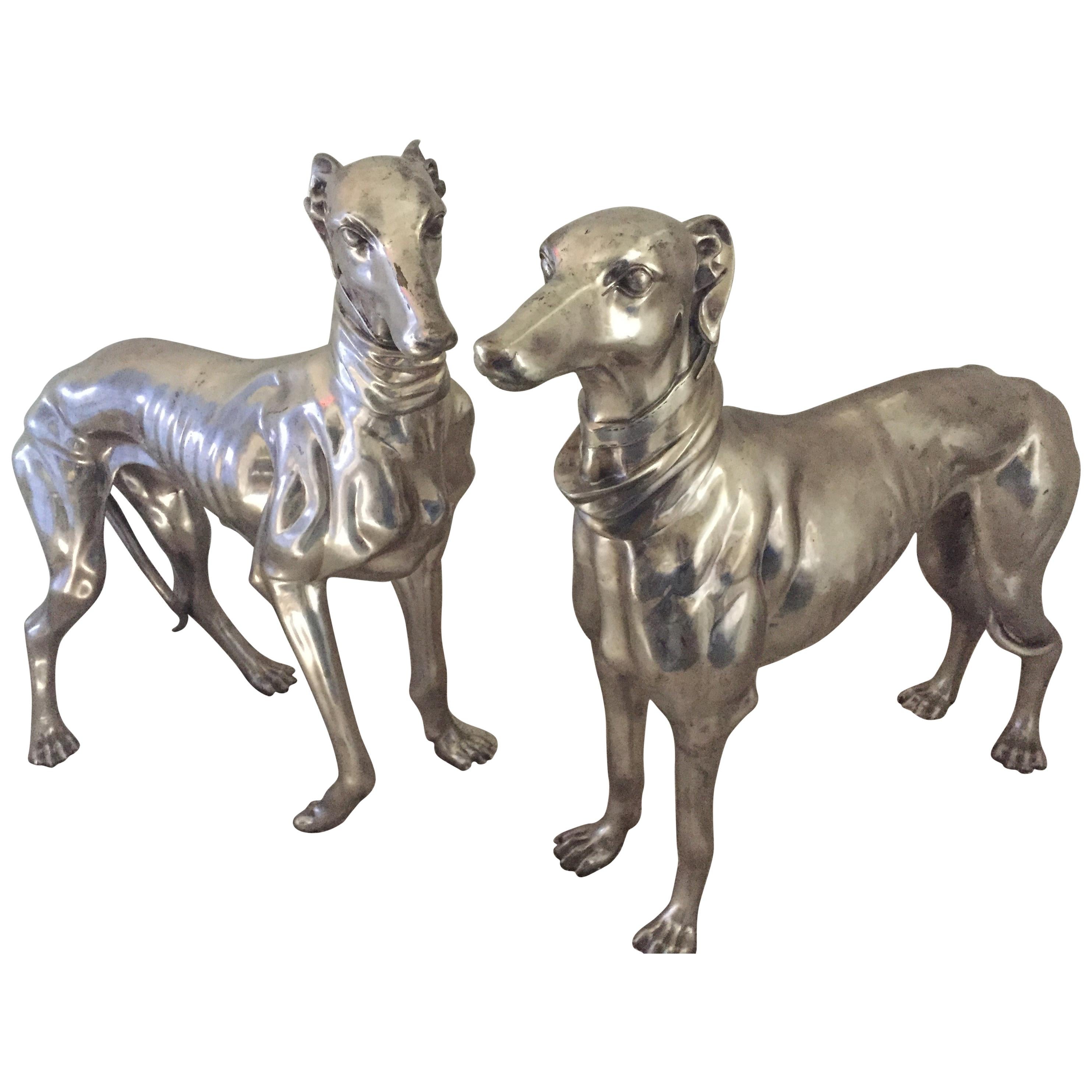 Paire de chien de lévrier français monumentaux en bronze et nickel en vente