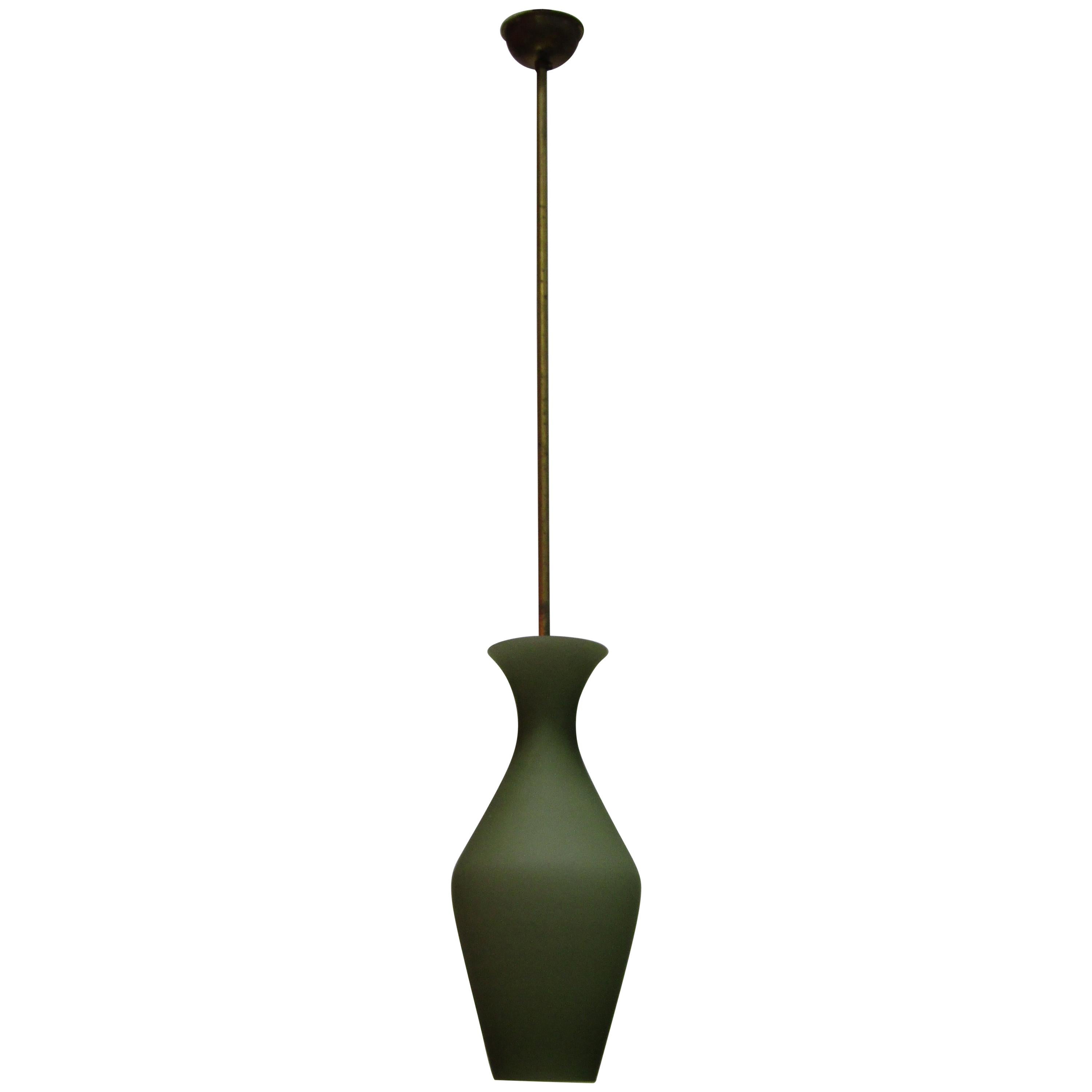 chandelier in green glass with a Stilnovo midcentury brass structure For Sale