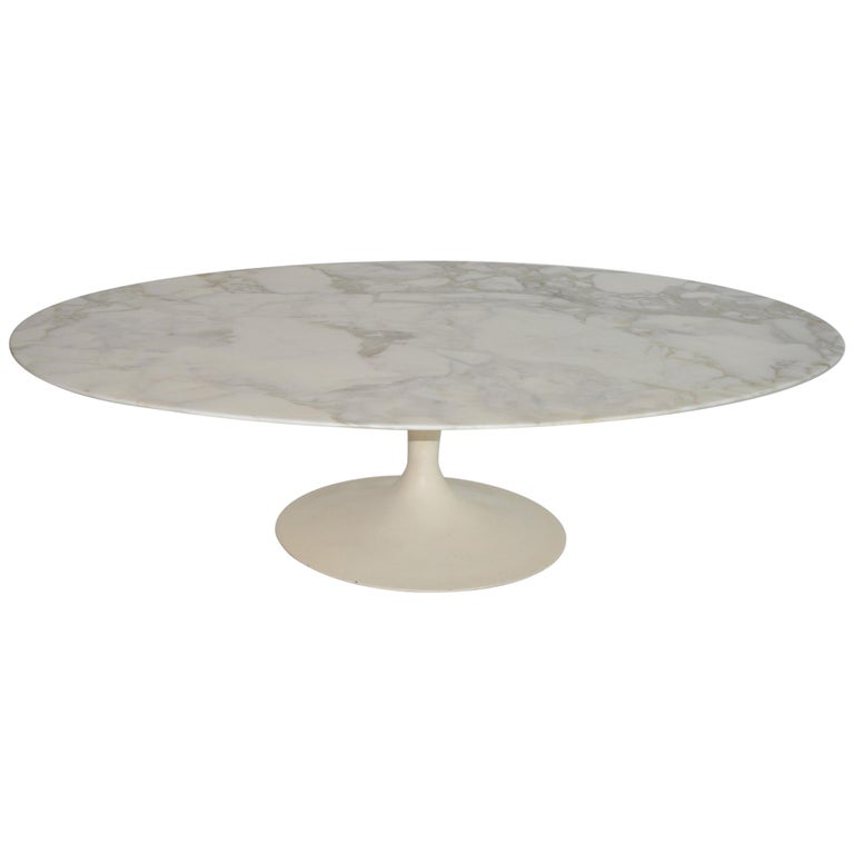 Eero Saarinen Oval Tulip Coffee Cocktail Table In Marble By Knoll At 1stdibs