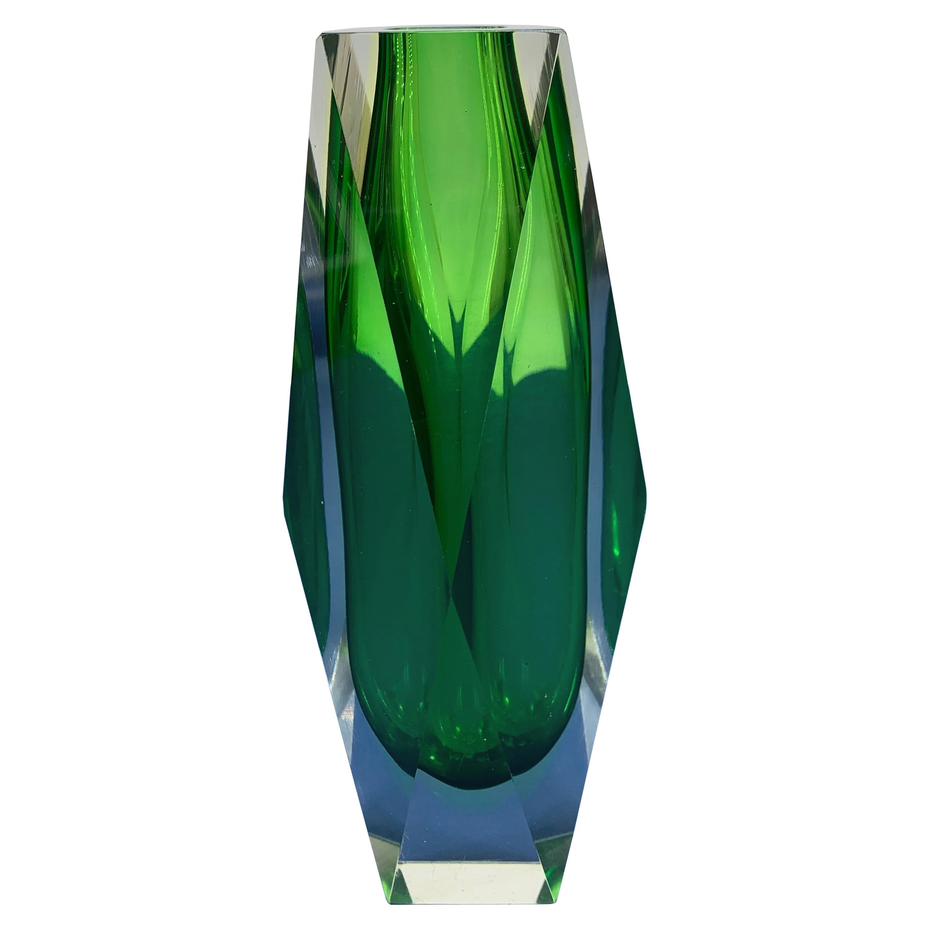 Italian Mandruzzato Faceted Murano Glass Emerald Green Sommerso Vase