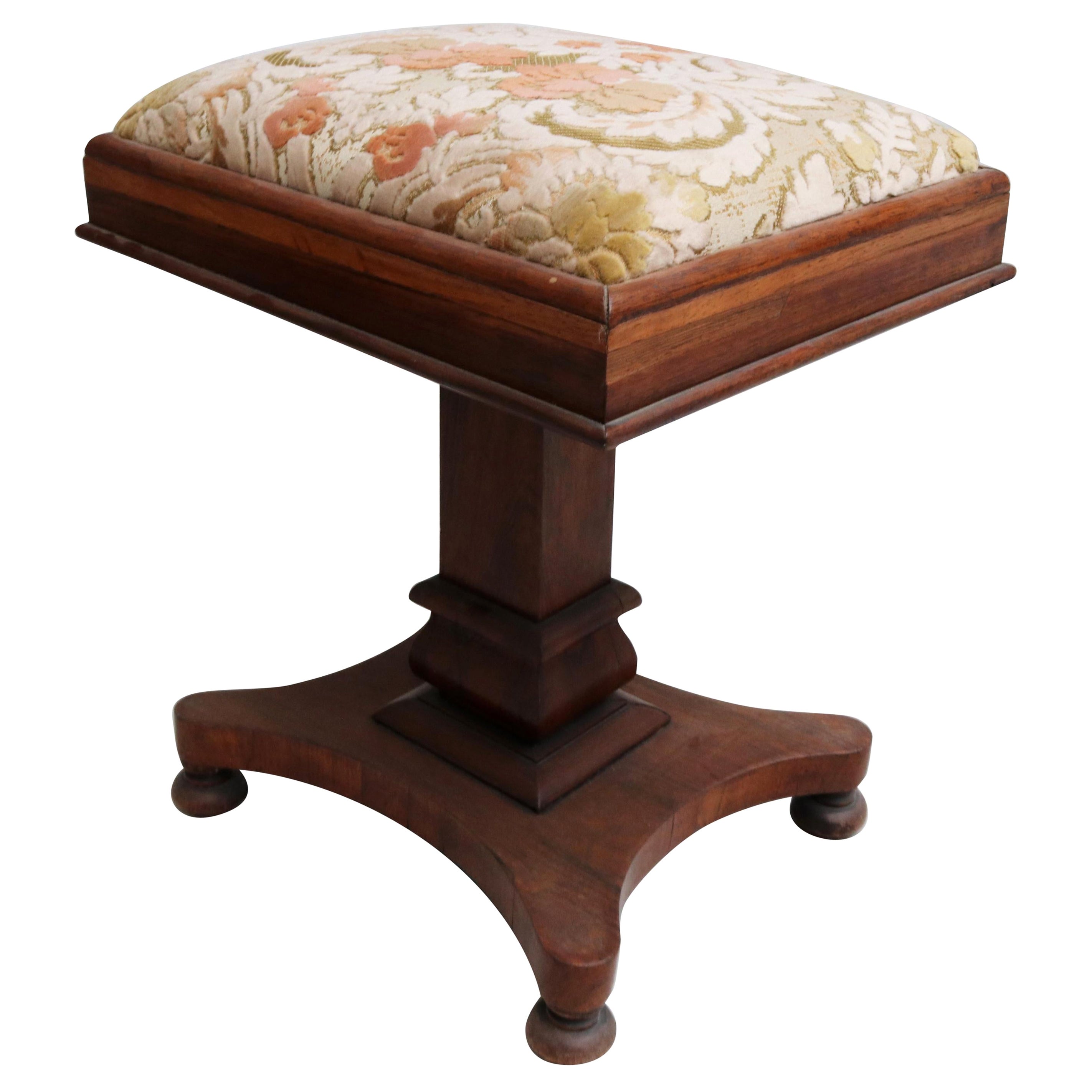 19th Century English Mahogany Pedestal Side Table with Flower Pattern Velvet Top For Sale