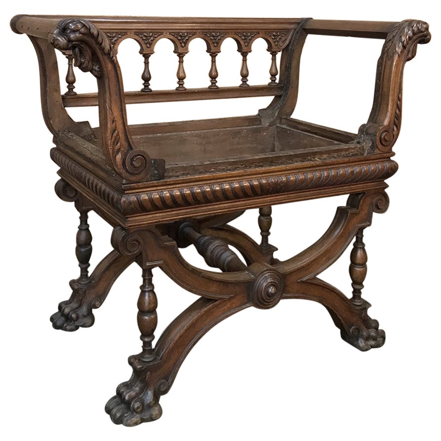 Italian Renaissance Revival Carved Oak Cassapanca Bench, 19th Century