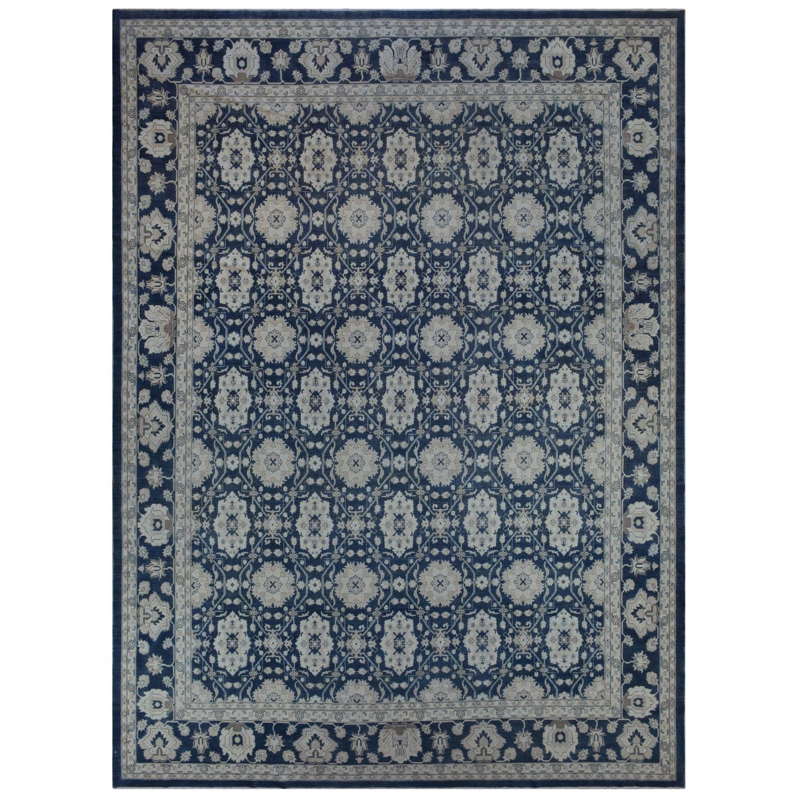 Traditional Style Rug in Blue and Beige For Sale