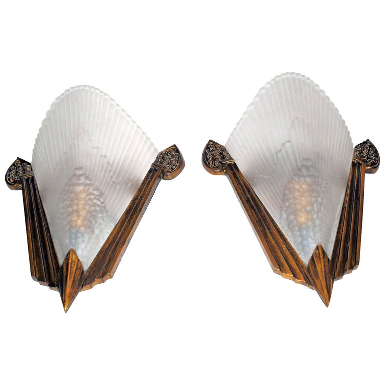 Lot De 2 Appliques Murales Style Art Déco - En Laiton Et Tige De Verre Tranchant - Sans Ampoules Ni Fils