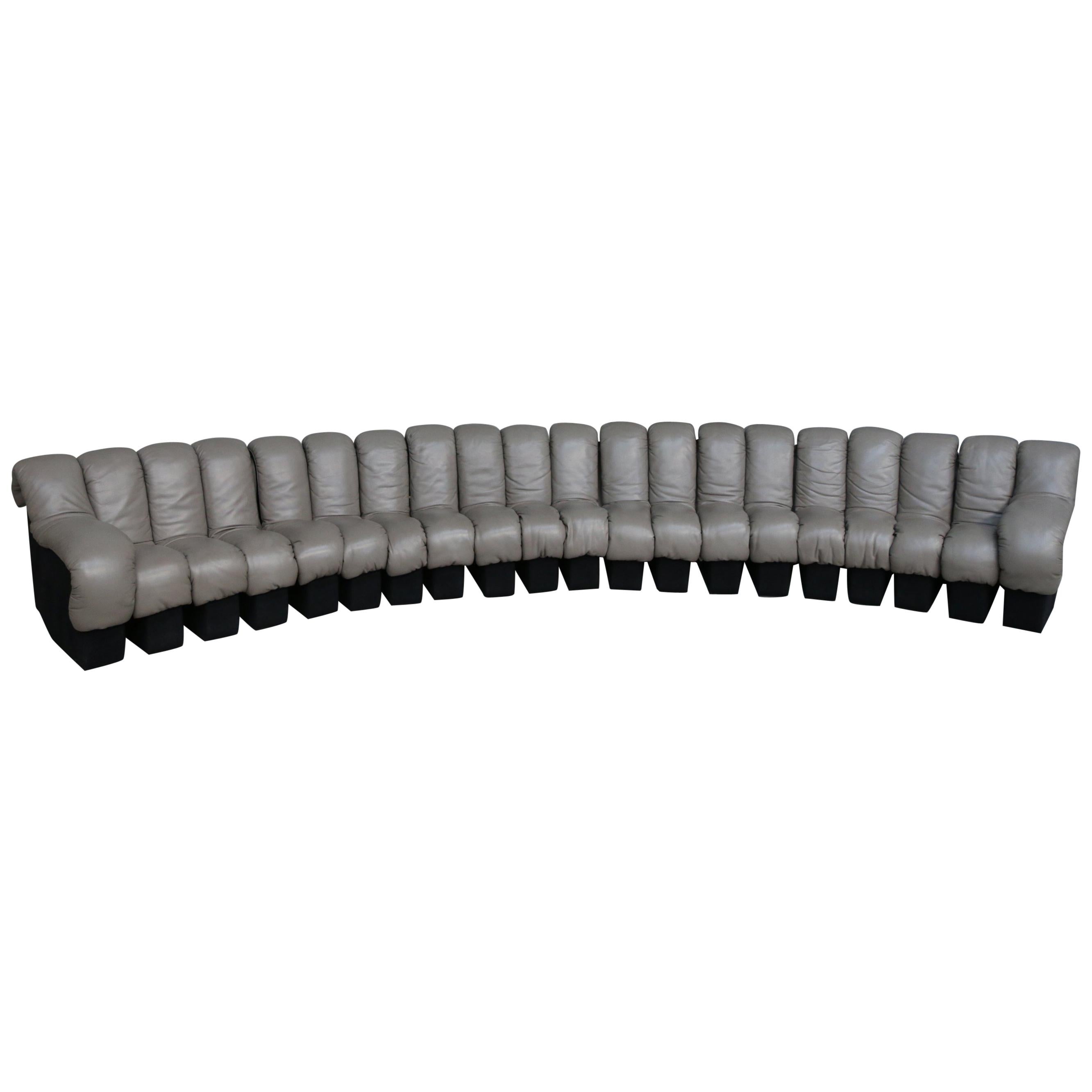 DS 600 De Sede ''Non stop'' or ''Snake sofa'', famous Cult design all original