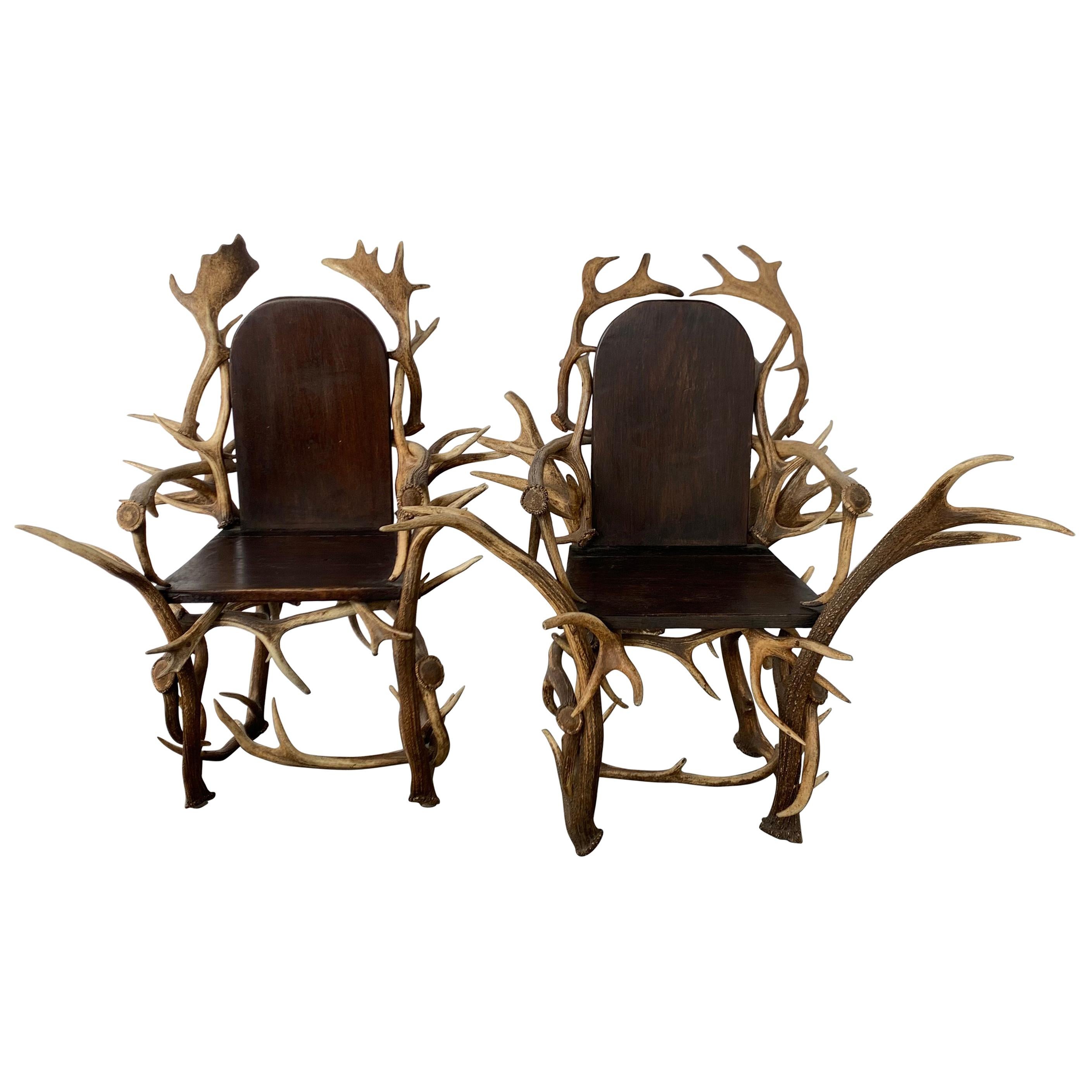 Pair Of Large American Antler Armchairs, 1920s For Sale