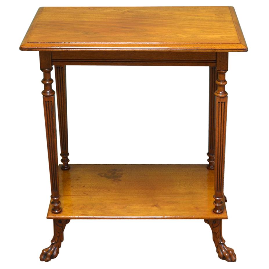 Unusual Victorian Walnut Shoolbred Antique Occasional / Lamp Table For Sale