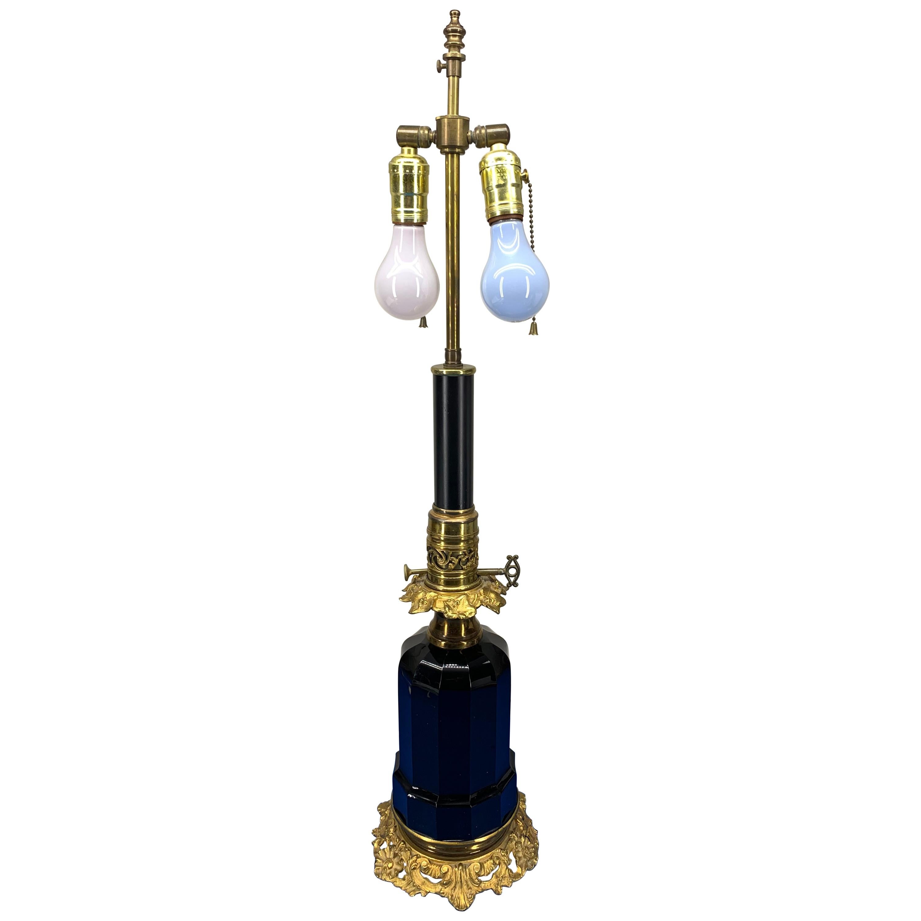 French 19th Century Black Opaline Table Lamp On A Ormolu Gilt Base For Sale