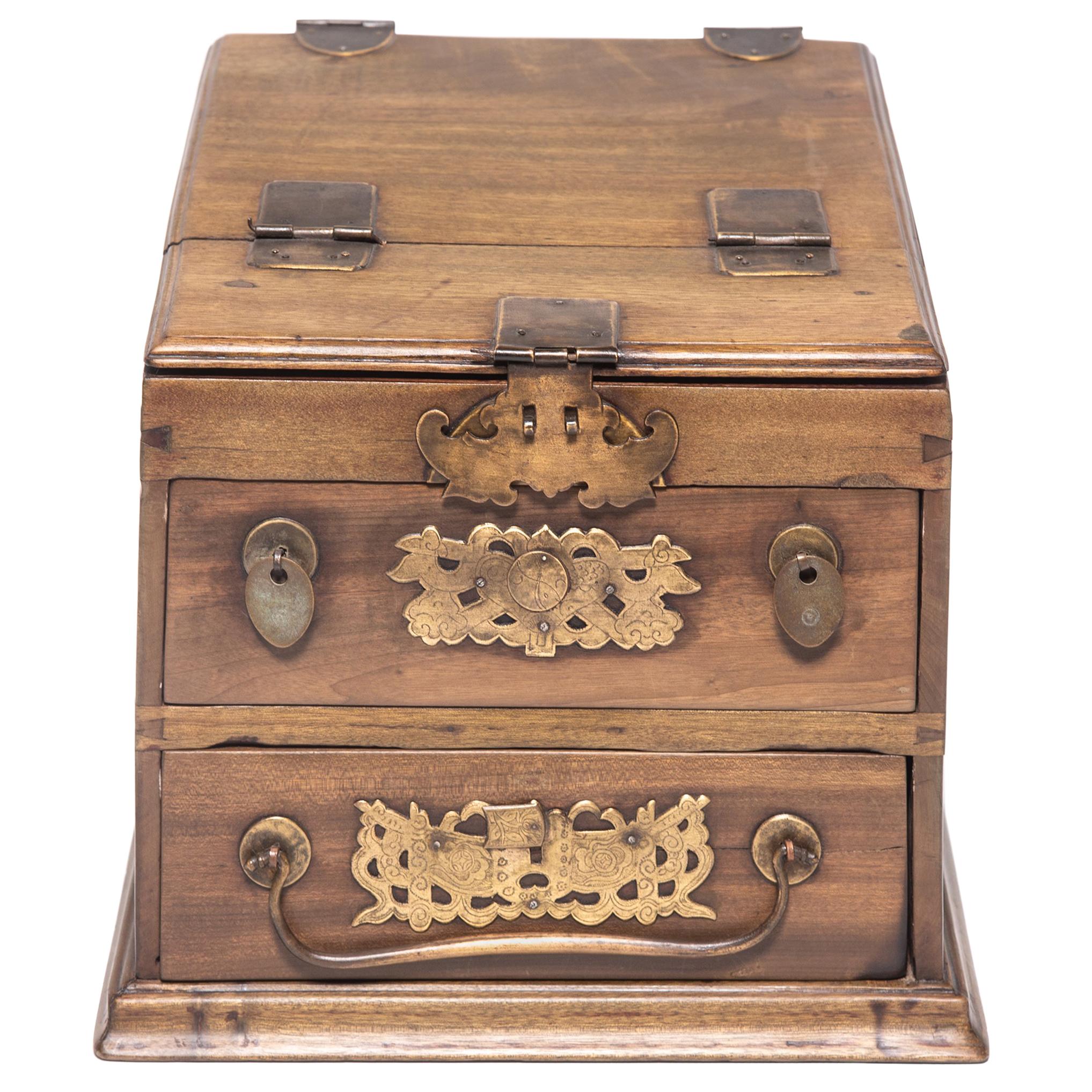 Early 20th Century Chinese Double Bat Jewelry Chest