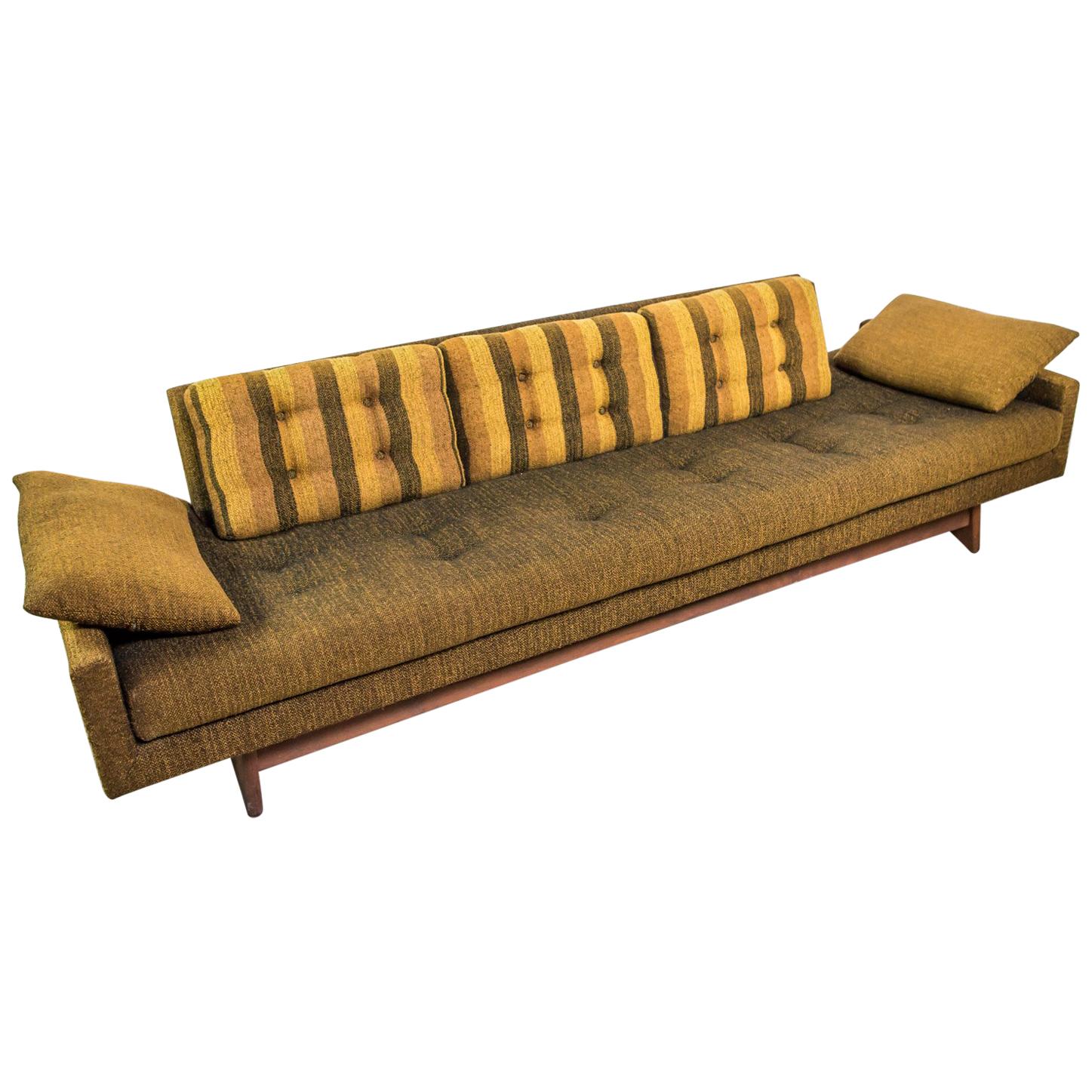 Adrian Pearsall 'Gondola" Sofa for Craft Associates in Original Condition 2408